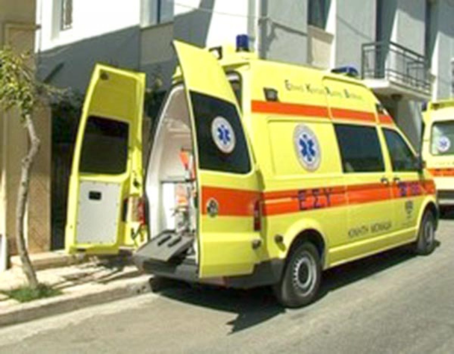 35χρονος αυτοπυροβολήθηκε μέσα στο σπίτι του!