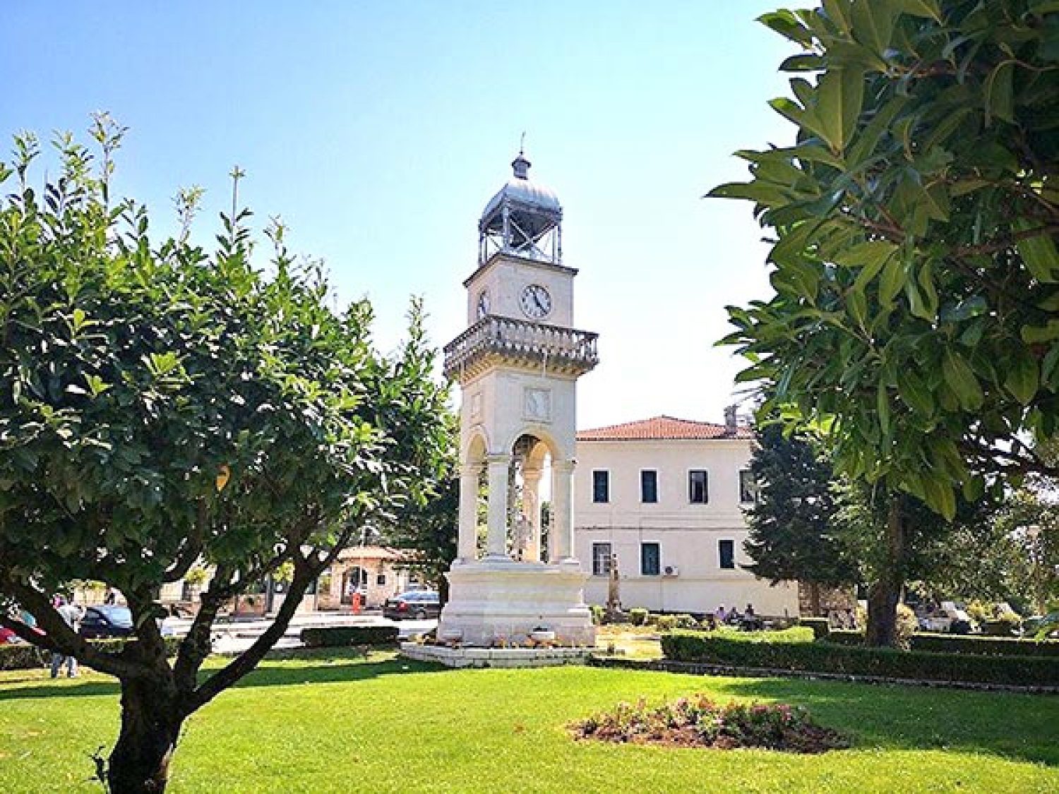 Δίπλα στο Ρολόι θα «δεσπόζει» το Μνημείο Εθνικών Ευεργετών!