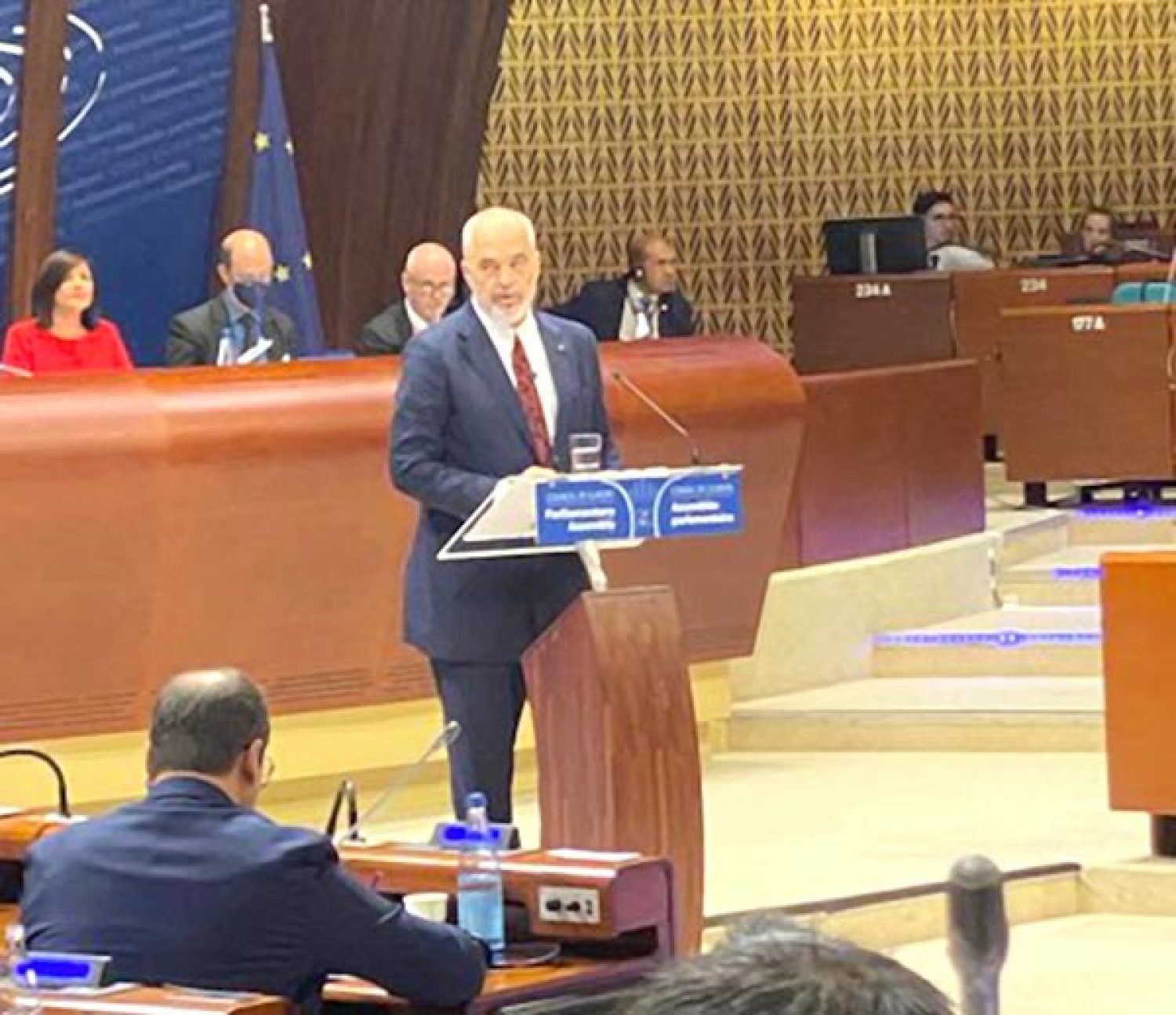 Ο ΡΑΜΑ ΕΜΠΑΙΖΕΙ ΕΛΛΑΔΑ ΚΑΙ Ε.Ε.