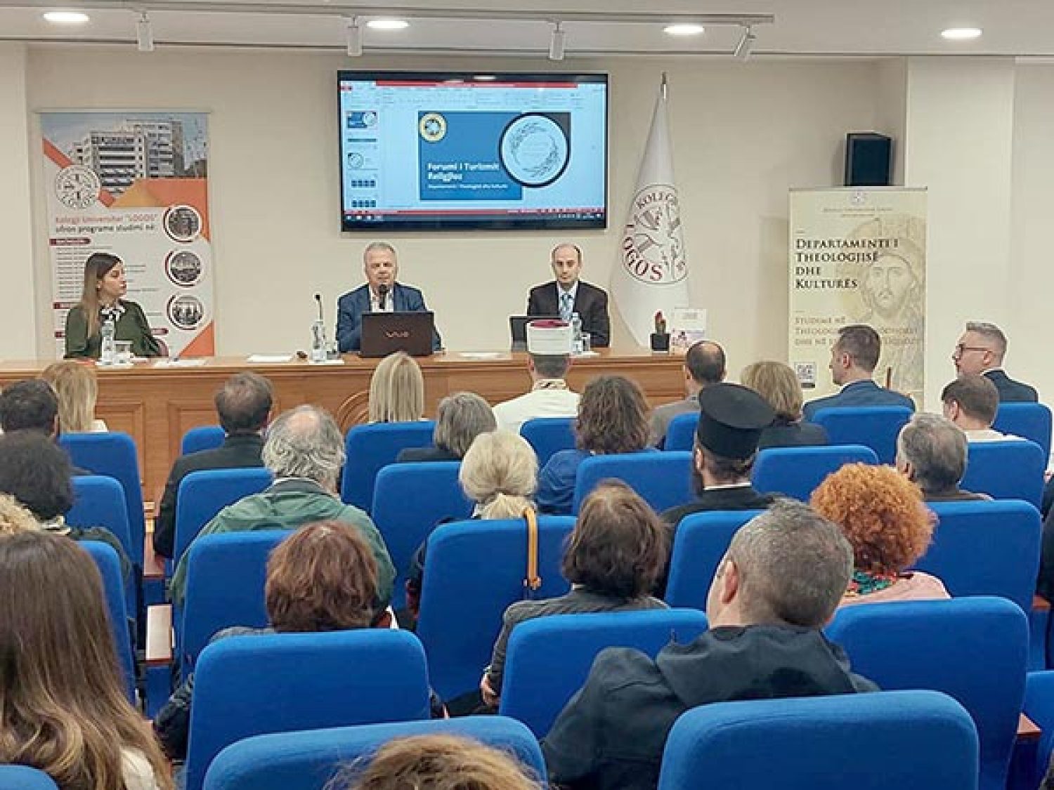 Οφέλη για την Αλβανία από τον θρησκευτικό τουρισμό!