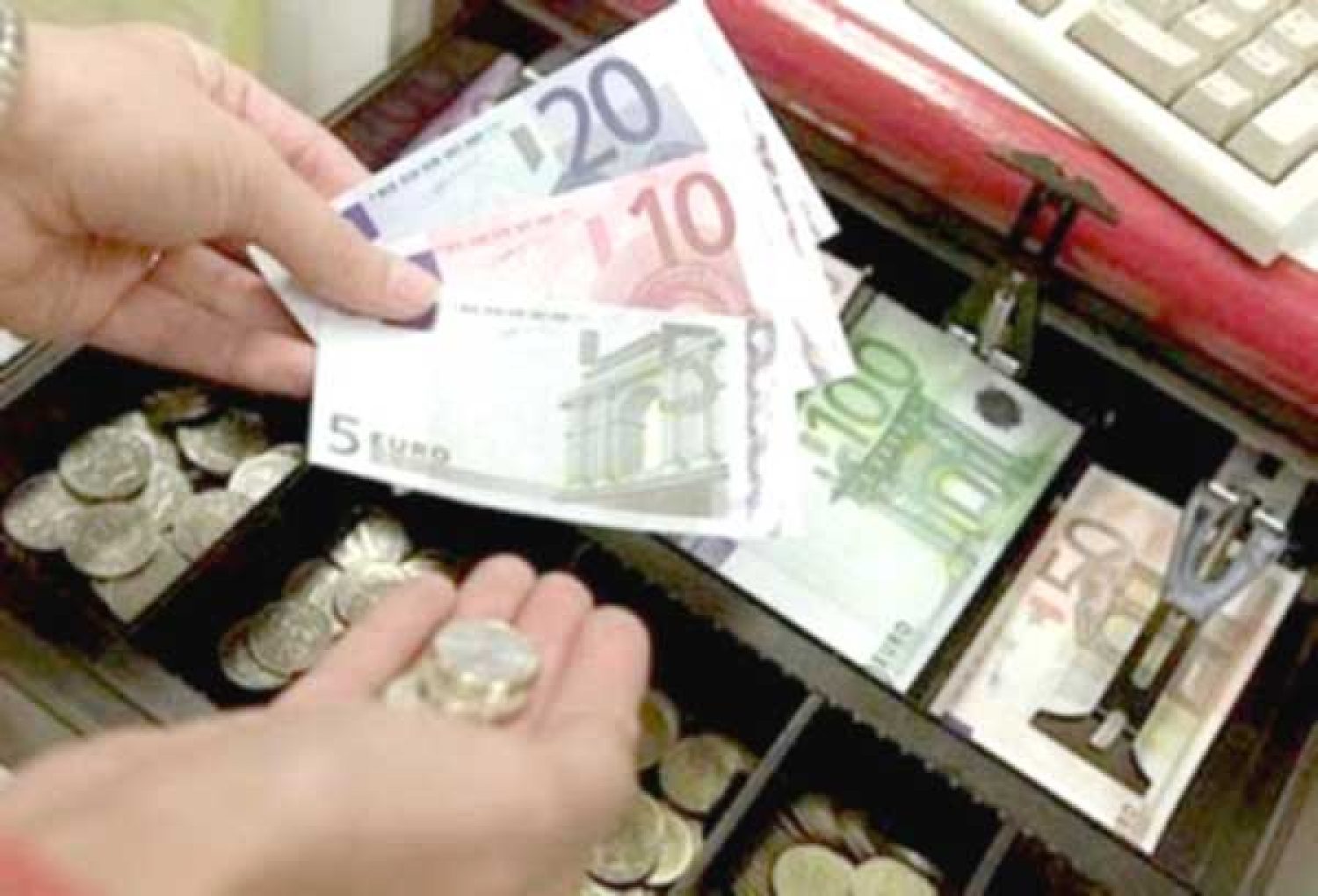 Οι μεγάλες ανατιμήσεις προκαλούν «πονοκέφαλο» και στις επιχειρήσεις!