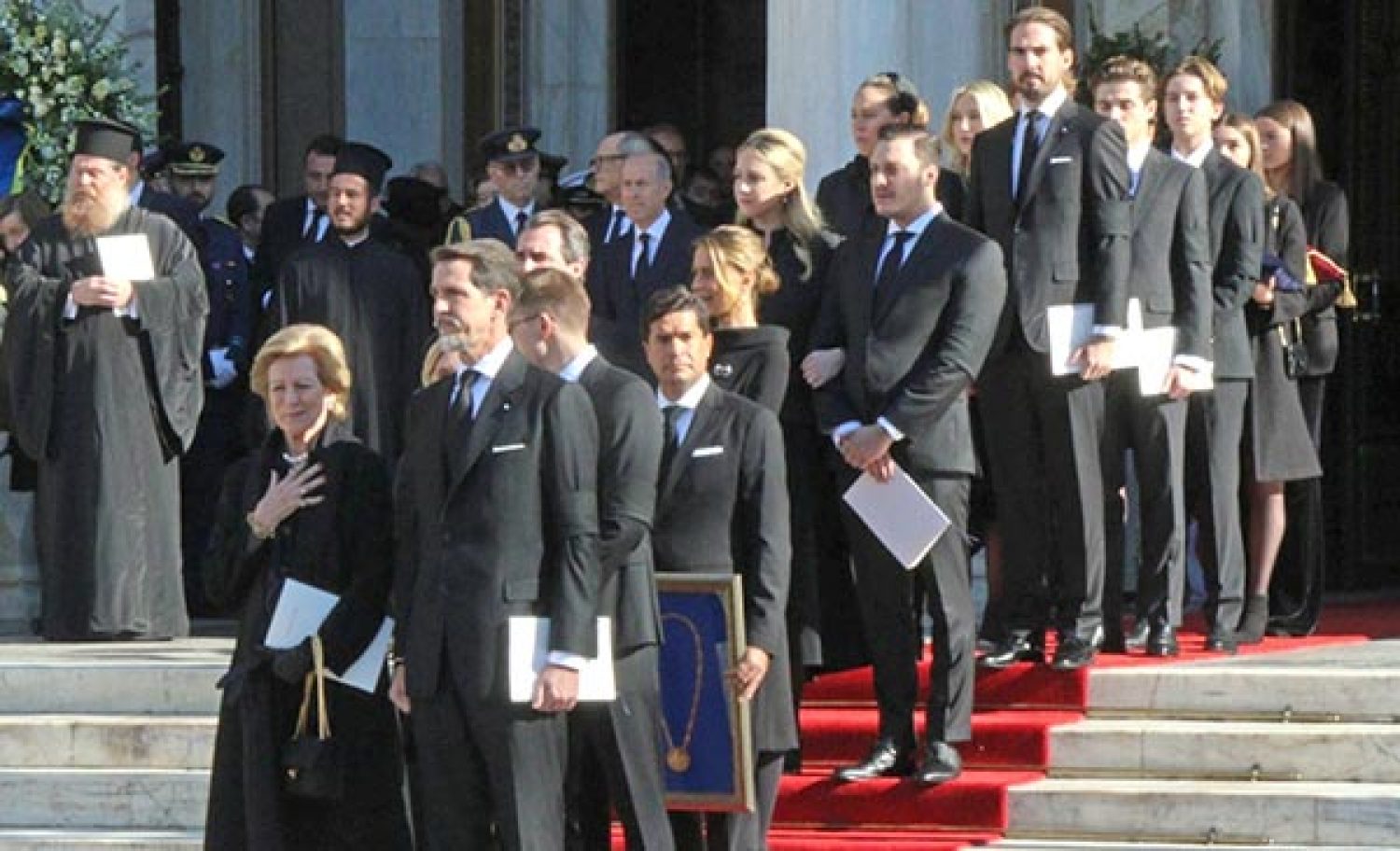 Με την κηδεία του Κωνσταντίνου οριστικό τέλος στη Βασιλεία!