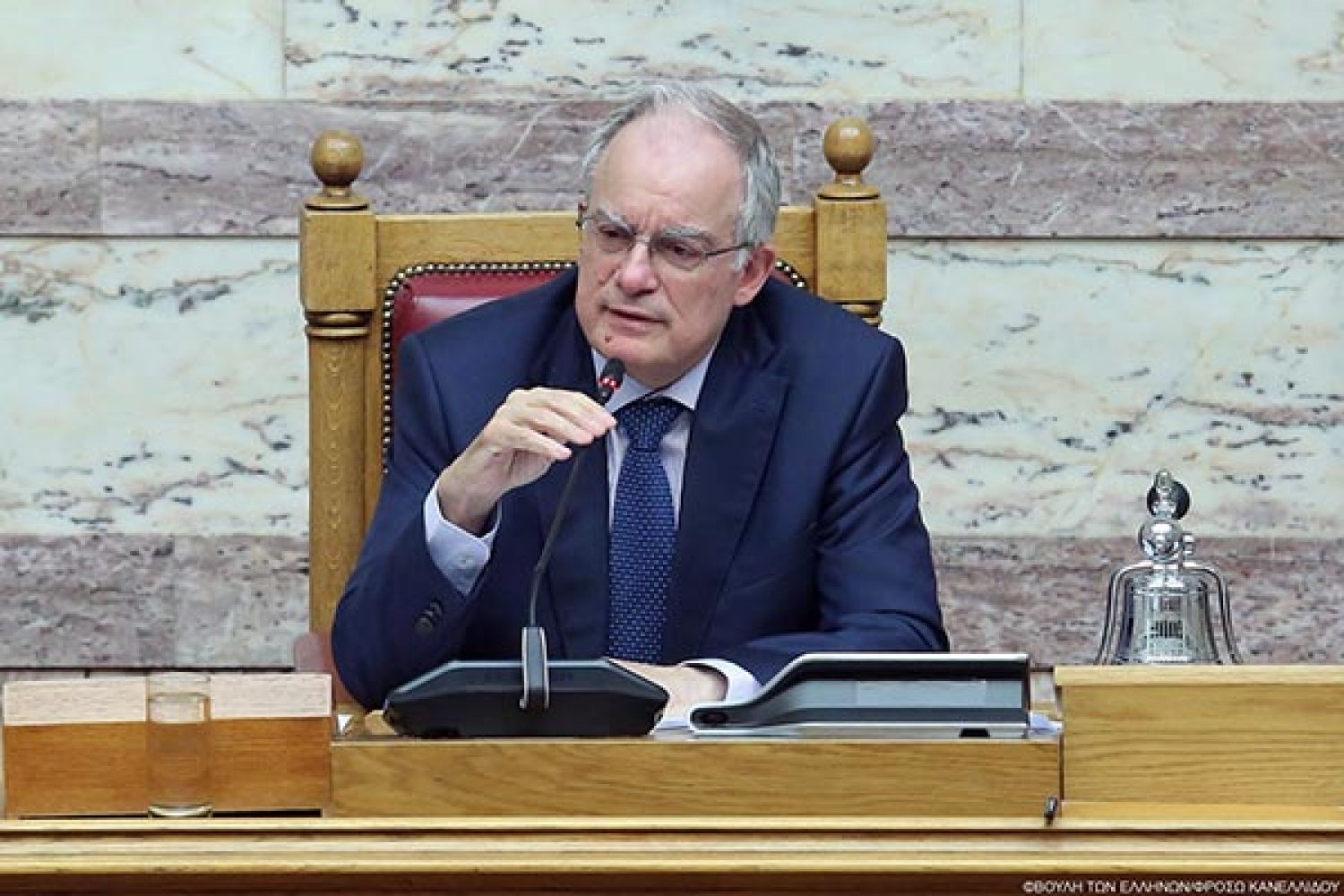 ΤΕΛΟΣ ΣΤΟΝ ΞΕΝΙΤΕΜΟ ΤΩΝ ΦΟΙΤΗΤΩΝ ΜΑΣ!