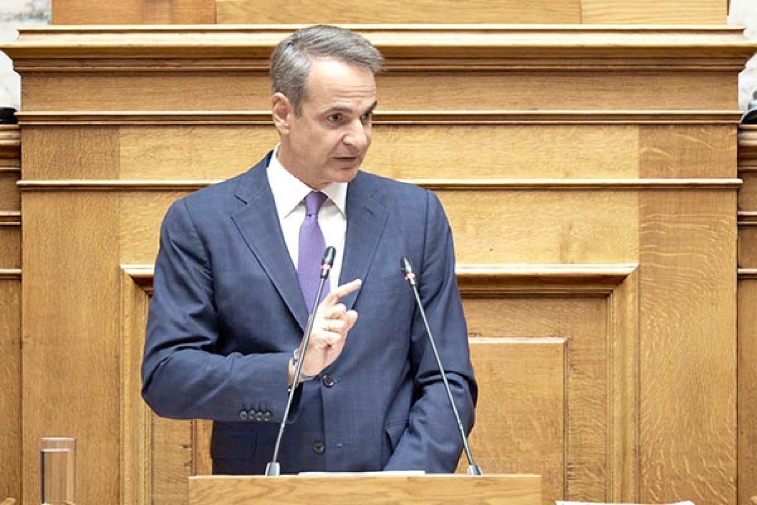 ΚΑΜΙΑ ΑΝΟΧΗ ΓΙΑ ΤΟΥΣ ΕΜΠΡΗΣΤΕΣ!