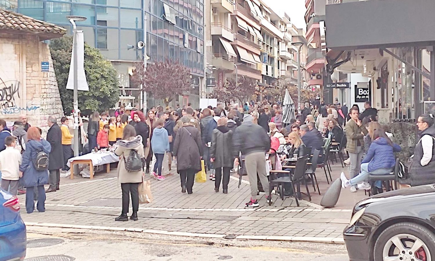 Σε εορταστικούς ρυθμούς η πόλη και τα ορεινά των Ιωαννίνων!
