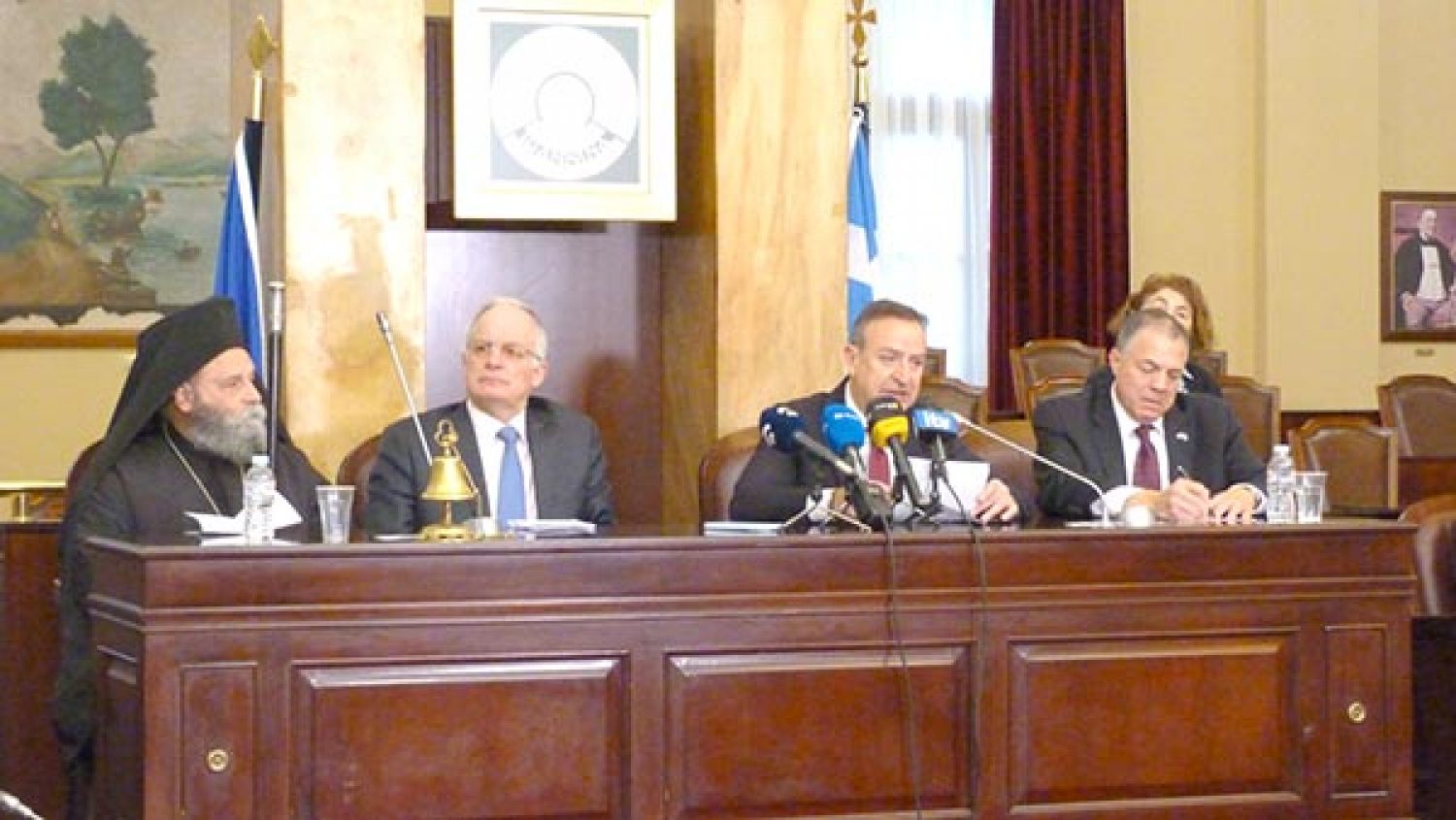 «ΓΕΦΥΡΕΣ» ΜΕ ΤΗΝ ΕΛΛΗΝΙΚΗ ΔΙΑΣΠΟΡΑ!