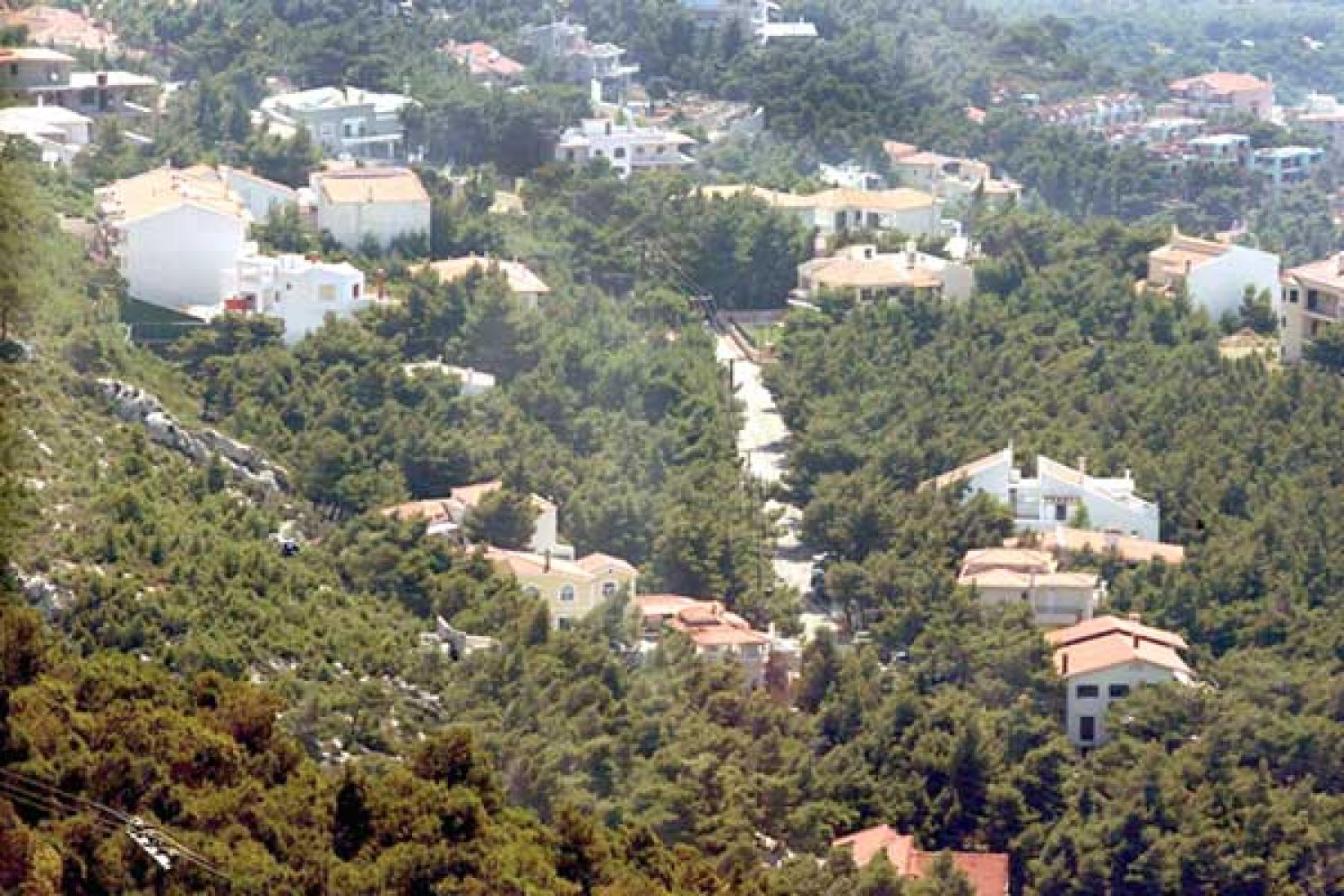 Και με τη χρήση της τεχνολογίας θα εντοπίζονται τα αυθαίρετα!