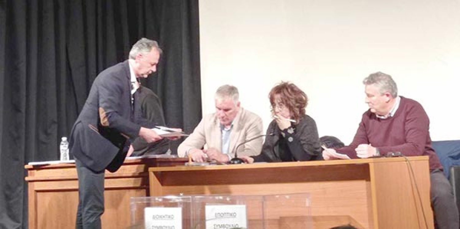 Η εσωστρέφεια της Κεντροδεξιάς «χάρισε» την ΠΕΔ στην Κεντροαριστερά!