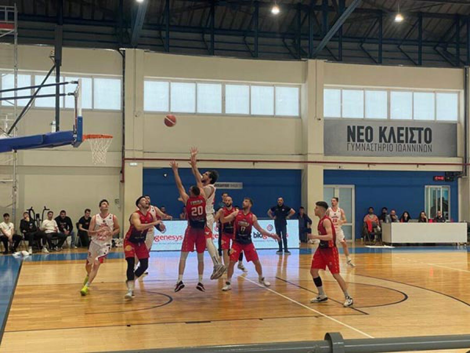 Νίκη και έφυγε για τους τελικούς ανόδου ο Βίκος