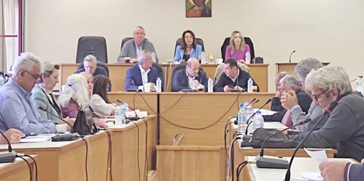 Πρωτοφανής η ένταση στη χθεσινή συνεδρίαση Περιφ/κού Συμβουλίου