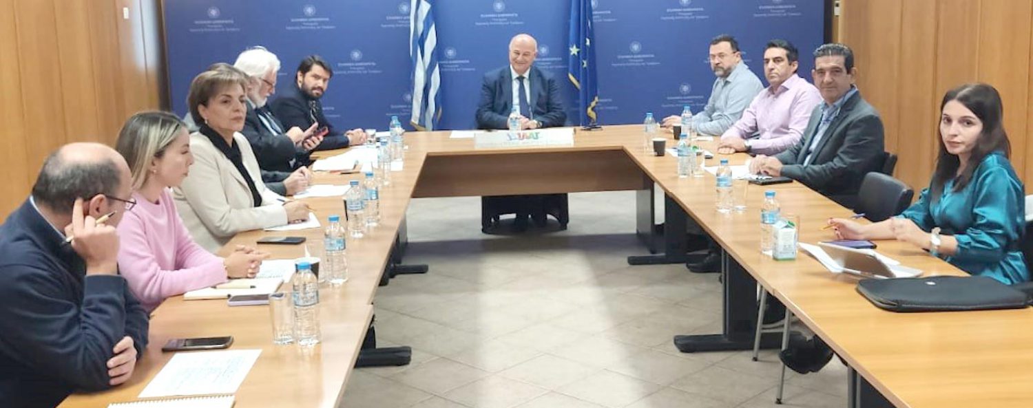 S.O.S. ΑΠΟ ΑΓΡΟΤΟΚΤΗΝΟΤΡΟΦΟΥΣ!