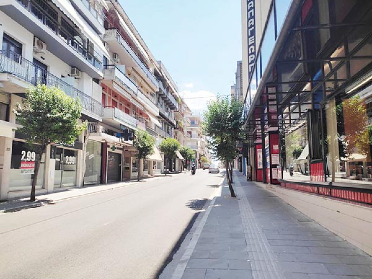 Oι μισοί οδεύουν προς θάλασσα και οι άλλοι προς ορεινά χωριά