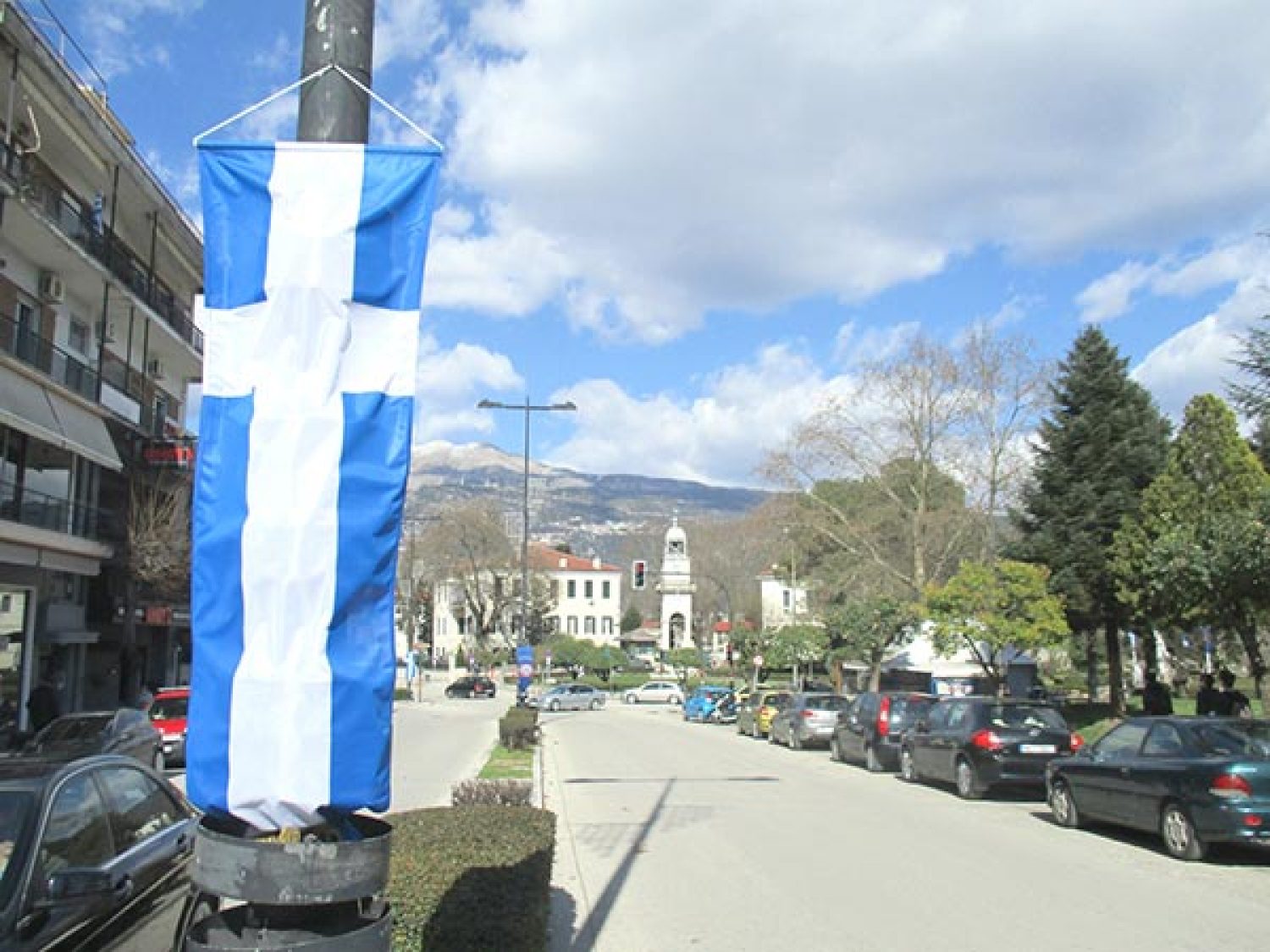 Τα Γιάννενα και η Ήπειρος τιμούν την Επέτειο της 25ης Μαρτίου!