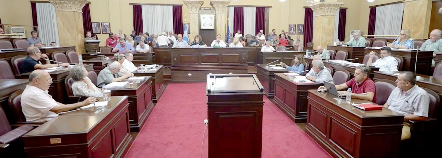 Συζήτηση, ένταση και… δεσμεύσεις  για το νερό της Τάφρου Λαψίστας!