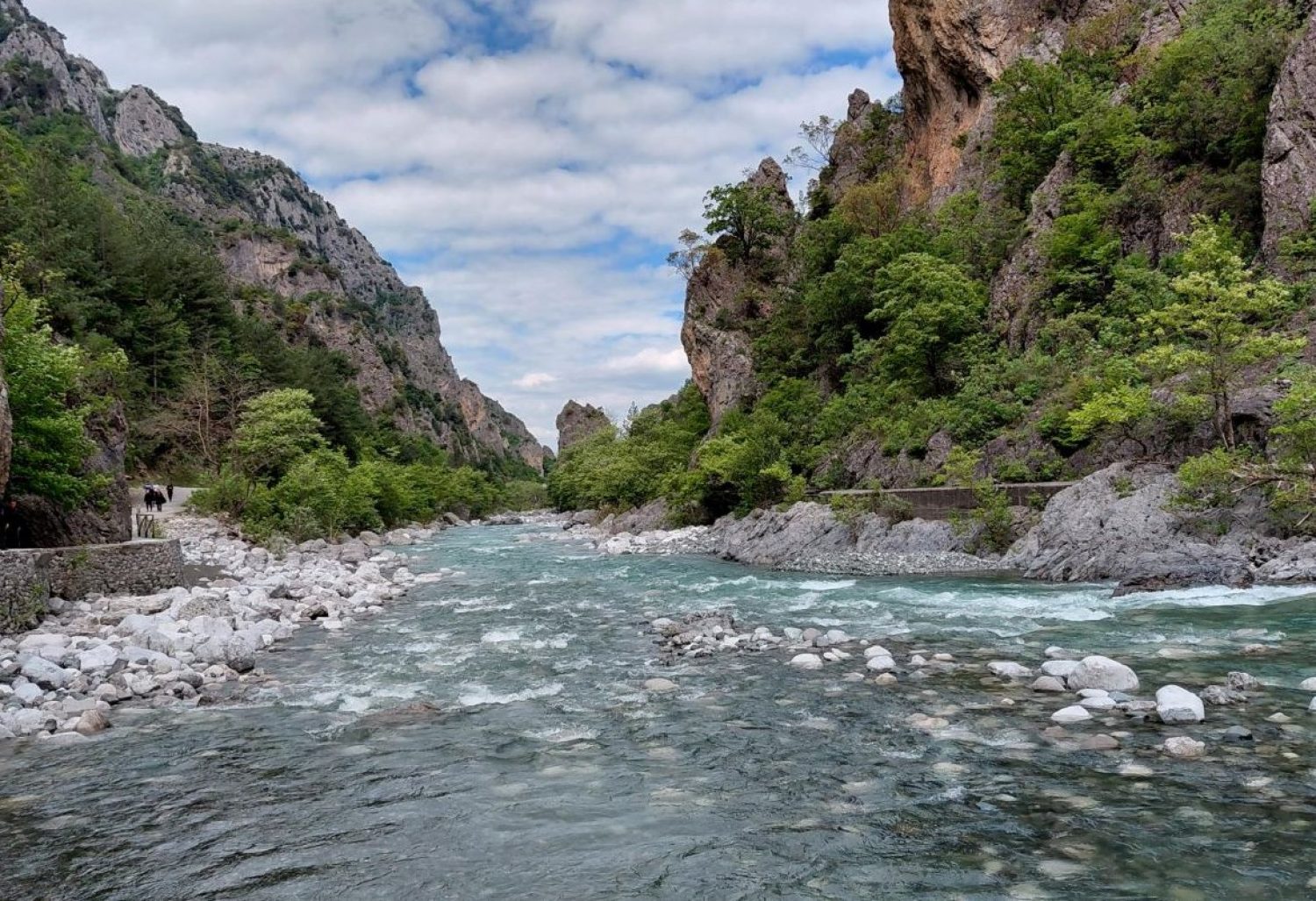 Σε ισχύ η απαγόρευση εισόδου στη χαράδρα του Αώου