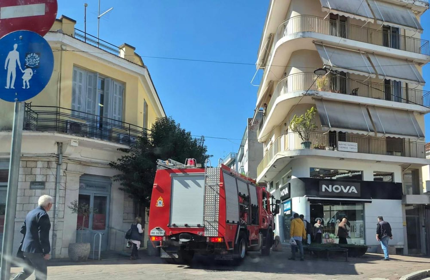 Φωτιά χθες σε κατάστημα στην οδό Μουλαϊμίδου