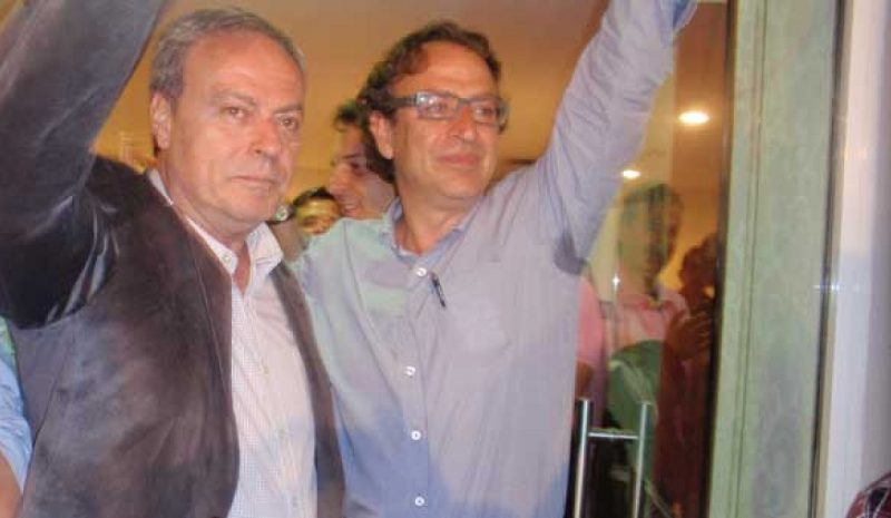 ΠΡΟΣ ΟΡΙΣΤΙΚΗ ΡΗΞΗ ΟΔΕΥΟΥΝ ΠΡΩΗΝ ΚΑΙ ΝΥΝ ΔΗΜΑΡΧΟΣ!