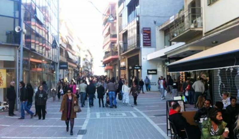 Εκπτώσεις και κυριακάτικο άνοιγμα δεν έφεραν τον αναμενόμενο τζίρο 