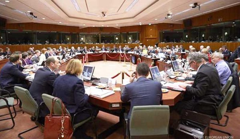 «Στραγγαλίζει» την οικονομία η έλλειψη ρευστότητας ενώ ο χρόνος τελειώνει… 