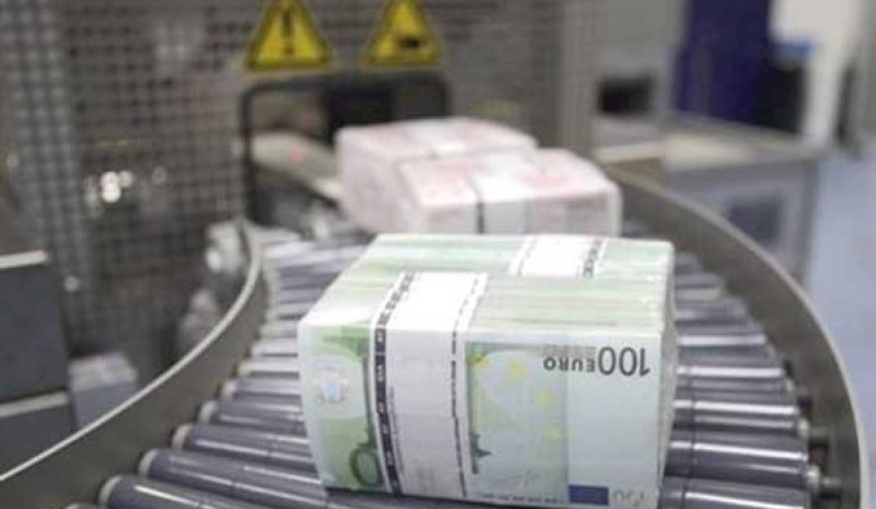 Η έλλειψη ρευστότητας  «στραγγαλίζει» την αγορά!