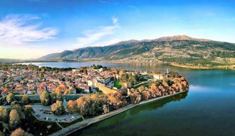 Τα Γιάννενα δίνουν στον επισκέπτη την εντύπωση μιας «γερασμένης» πόλης!