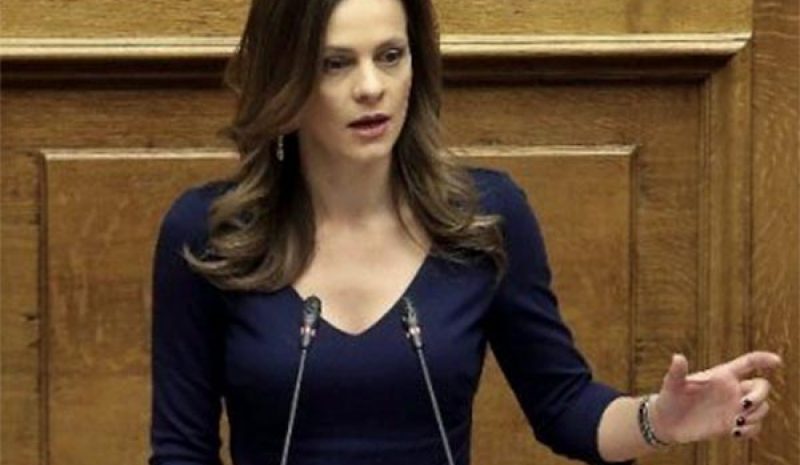 Η Υπουργός Εργασίας  την Κυριακή στα Γιάννενα