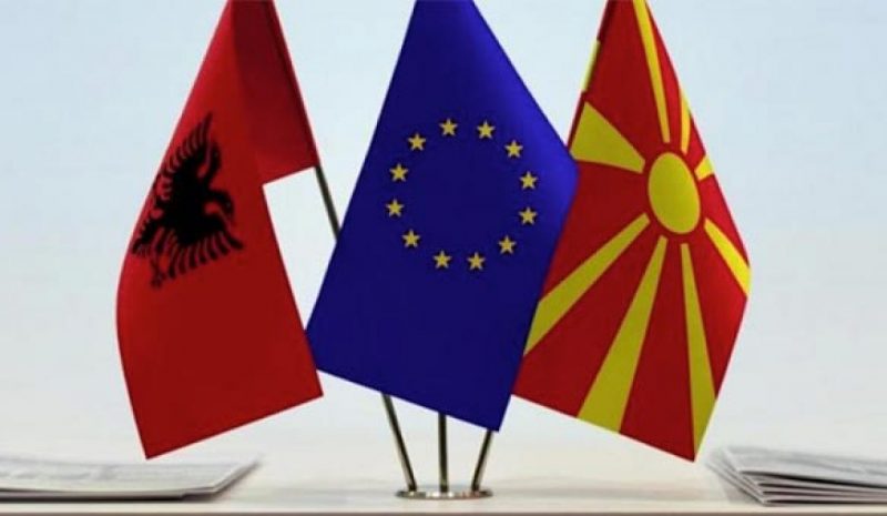 «Δεύτερες σκέψεις» για την ένταξη  Αλβανίας - Σκοπίων στην Ε.Ε.