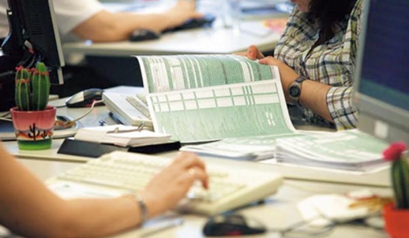 Πρόστιμα σε όσους εκπρόθεσμα  υποβάλλουν φορολογική δήλωση