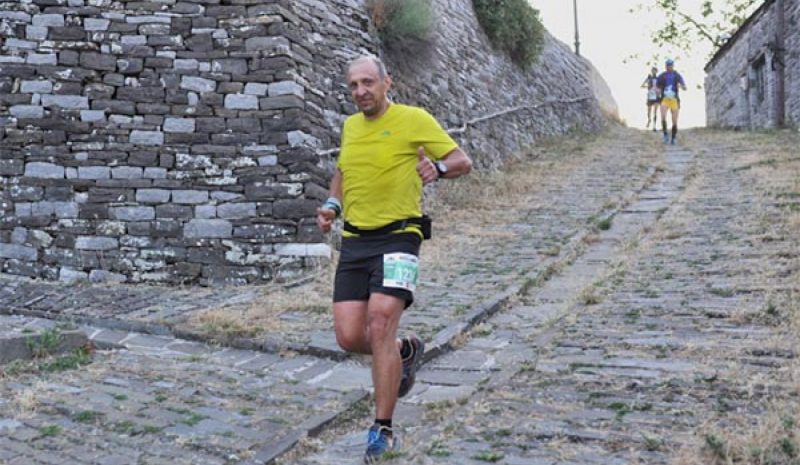 Έτρεξε 44χιλιόμετρα  ο 44χρονος Δημ. Κυράτσης!