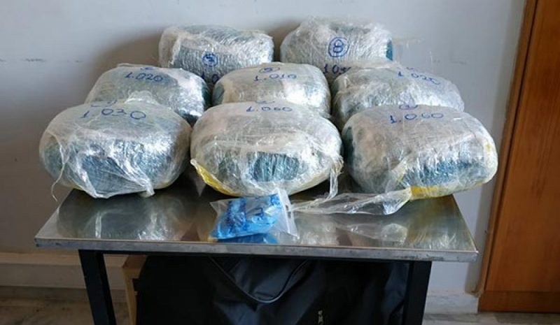 Συλλήψεις για ναρκωτικά μετά  από καταδίωξη στην Ιόνια Οδό