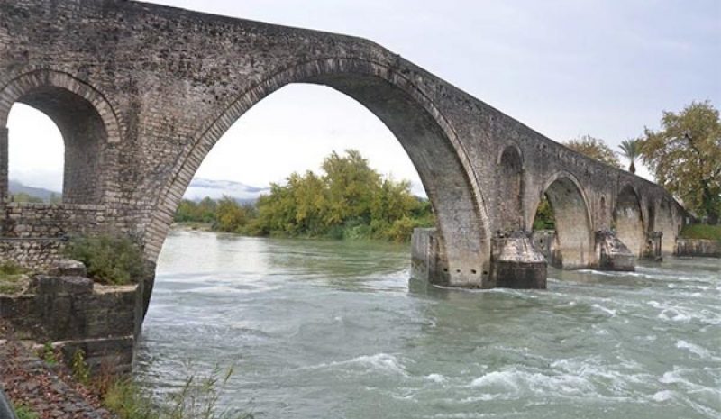 Στο Ιστορικό Γεφύρι της Άρτας η τελετή  ορκωμοσίας της νέας Δημοτικής Αρχής