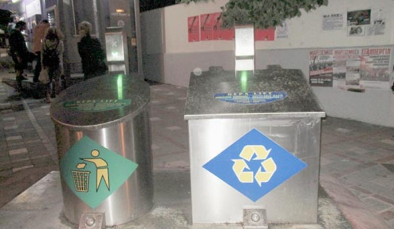 Τα Γιάννενα αποκτούν άλλους έξι βυθιζόμενους κάδους