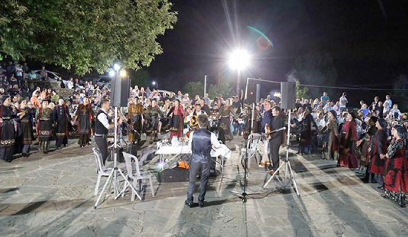 Σε Βοβούσα και Αρίστη  το πρώτο βραβείο χορού