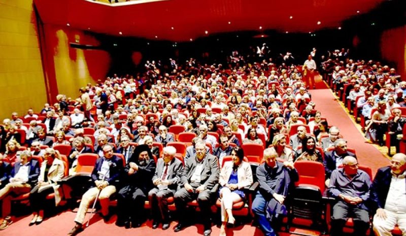 Πλήθος κόσμου στην παρουσίαση  του βιβλίου για τον Φώτη Ραπακούση  