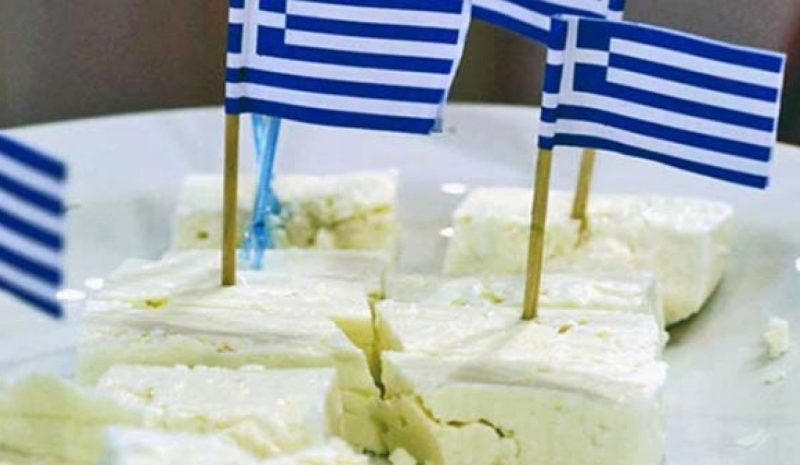 «Εκτοπίζει» την ελληνική φέτα  η επιβολή δασμών 25% στις ΗΠΑ