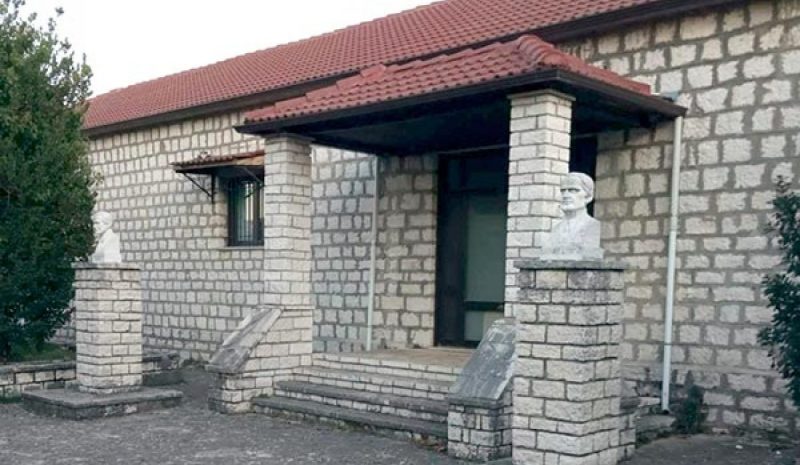 Αναβρασμός στα Μάρμαρα για  το Κληροδότημα «Χαρ. Θώμου»