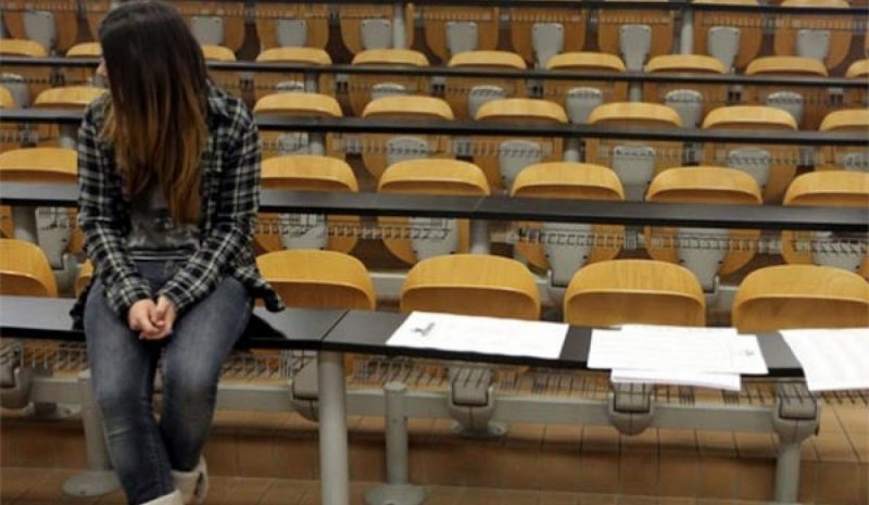 Το Υπουργείο Παιδείας ανακοίνωσε  τα αποτελέσματα των μετεγγραφών 