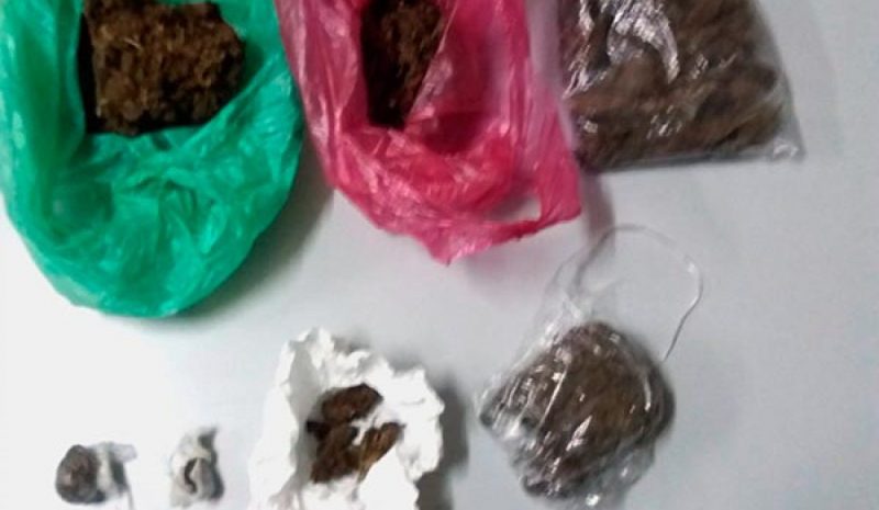 Σύλληψη αλλοδαπού στα Γιάννενα  για κατοχή και διακίνηση ναρκωτικών 