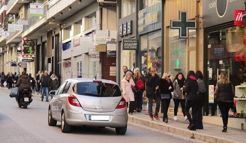 Εορταστικό ωράριο στην αγορά των Ιωαννίνων
