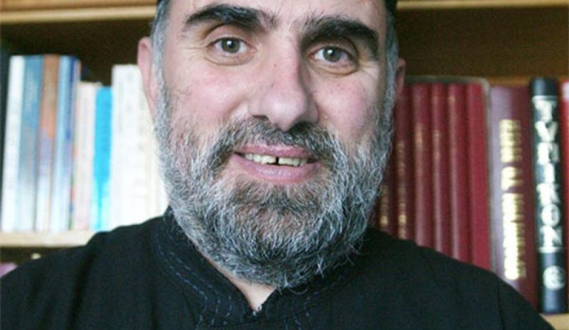 Για το νόημα των εορτών του Δωδεκαημέρου  μίλησε στην ΕΡΤ ο θεολόγος π. Ηλίας Μάκος