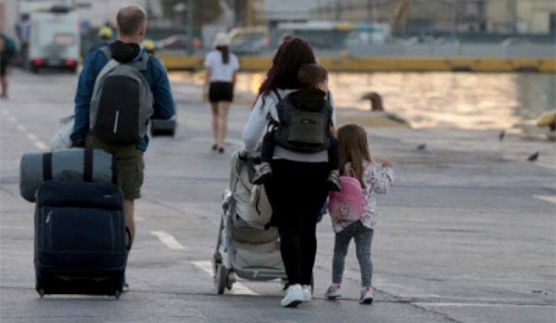 ΤτΕ: Αύξηση 14,1% στις  ταξιδιωτικές εισπράξεις