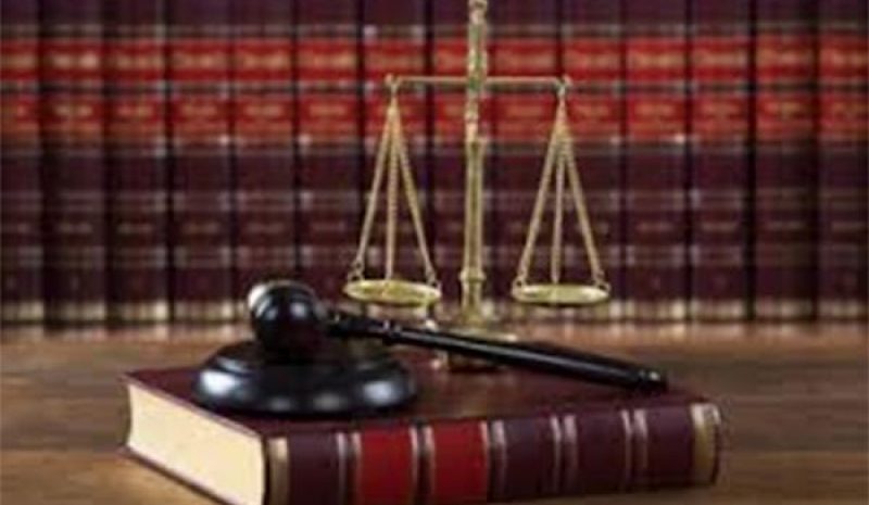 Να συμπεριληφθούν οι δικηγόροι  στους πληττόμενους κλάδους