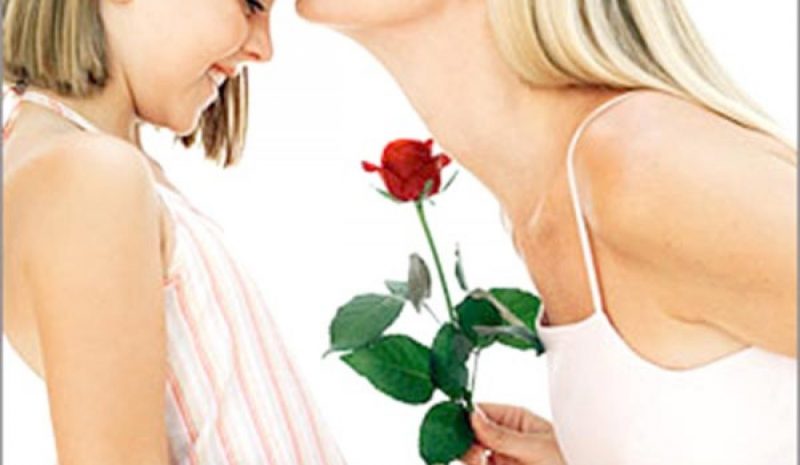 «Μητέρα, η πιο σημαντική παρουσία στη ζωή μας…»