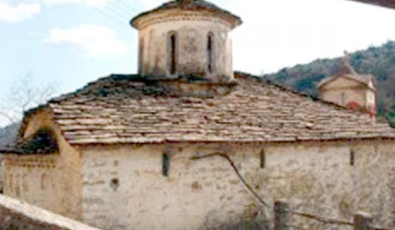 Καθυστερεί η αποκατάσταση της Ιεράς Μονής Διχουνίου