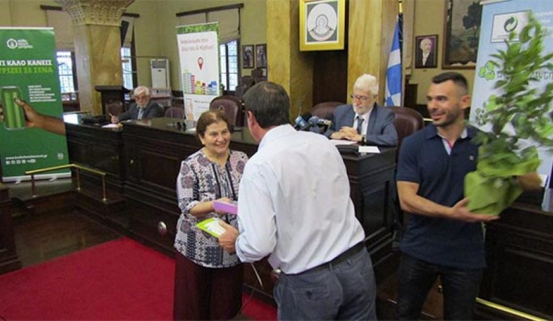 Τα σχολεία που ανακύκλωσαν βράβευσε ο Δήμος Ιωαννιτών