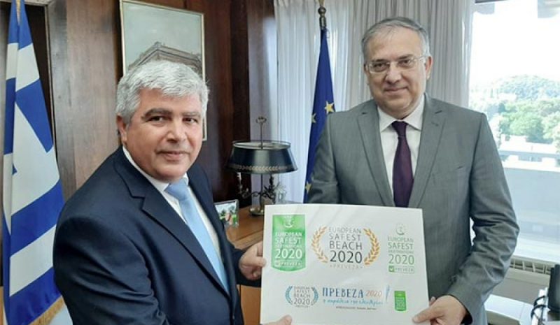 Ο Τ. Θεοδωρικάκος συνεχάρη την Πρέβεζα για τη διεθνή τουριστική της διάκριση 