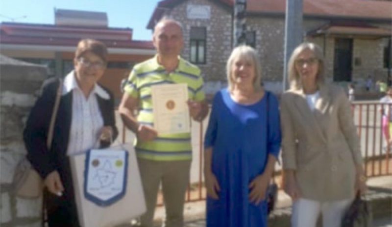 Τους μαθητές που ξεχώρισαν στο διαγωνισμό αφίσας βράβευσε η Λέσχη Λάιονς Ιωαννίνων