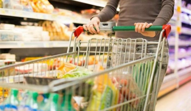 Μεγάλη αύξηση στις πωλήσεις  σούπερ μάρκετ και φαρμακείων 