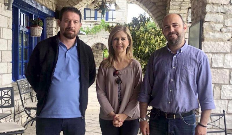 Σε χωριά του Δήμου Ζαγορίου  περιόδευσε η Μερόπη Τζούφη