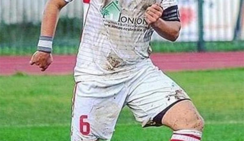 Σεφτέ στις μεταγραφές με  Πάκο, Βελτσίστα, Τσουμάνη